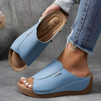 Betsy - Comfort Slides